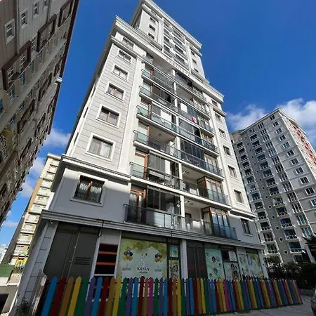 Luxury In The Center 7 Min Walking Distance To Metrobus Lägenhet *