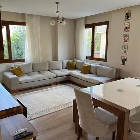 Lägenhet Luxury In The Center 7 Min Walking Distance To Metrobus *