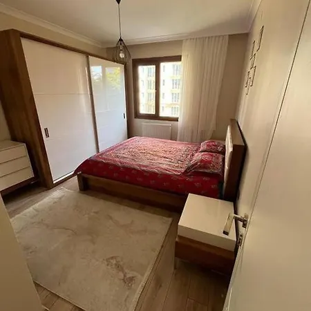 Lägenhet Luxury In The Center 7 Min Walking Distance To Metrobus *