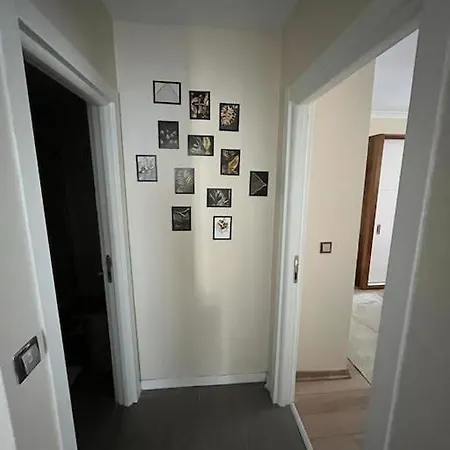 Luxury In The Center 7 Min Walking Distance To Metrobus *
